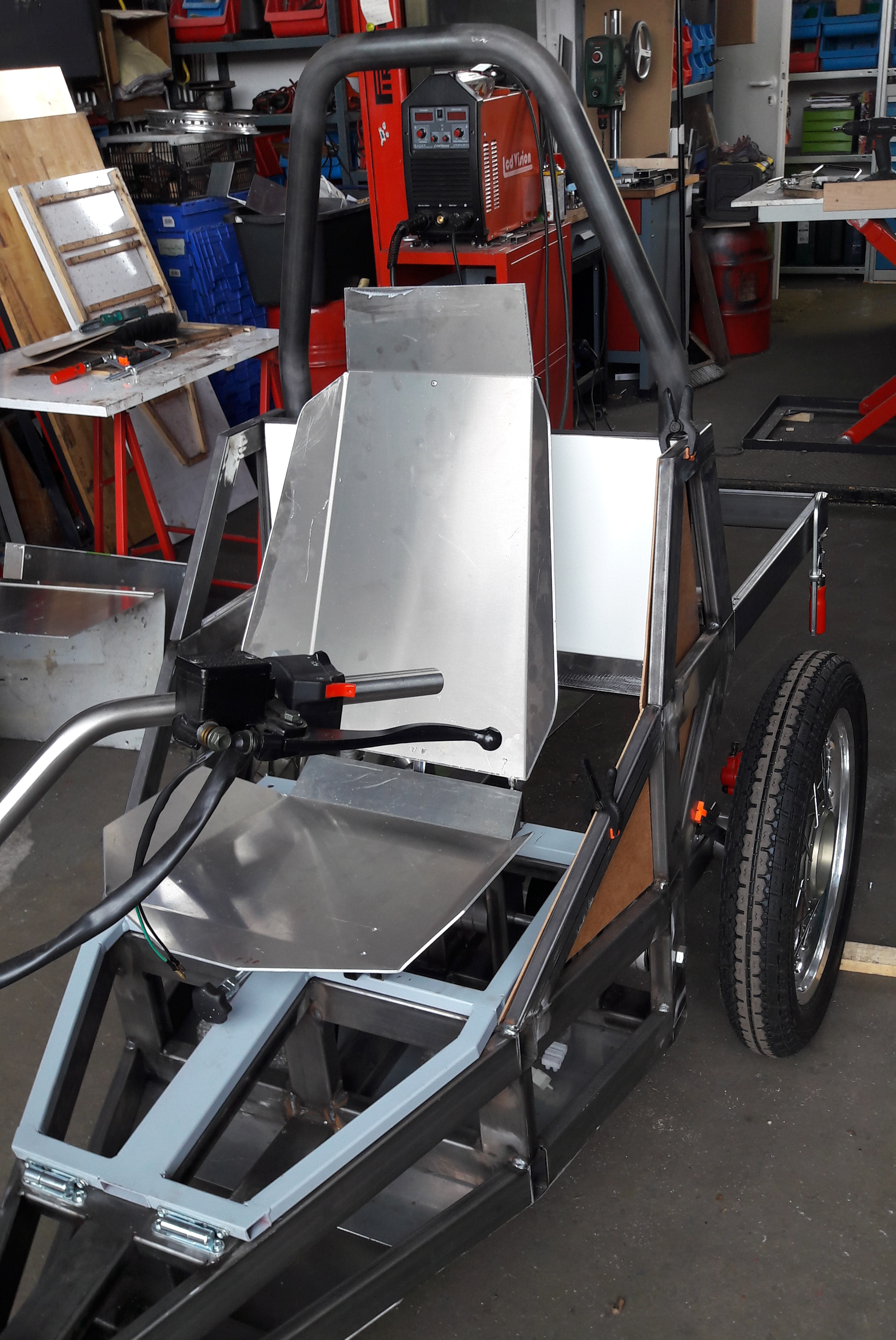 Chassis Blick in die Werkstatt